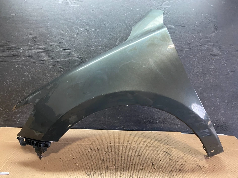 Guardabarros izquierdo del lado del conductor Hyundai Santa Fe 2010 a 2012 J4274 Foto 1 de 4