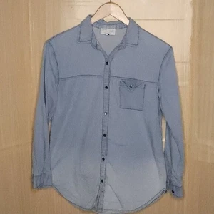 Kendall & Kylie Denim Look Long Sleeve Button Down Small - Picture 1 of 7
