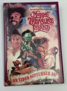 Vintage 1996 Muppet Treasure Island Video Release Button Back Pin 3" x 2" New - Picture 1 of 3