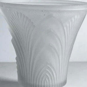 Art Deco Style Glass Lamp Shade Frosted Bell Chevron Scallop Fan - Picture 1 of 11