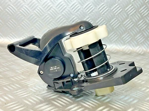 TREUIL DE ROUE DE SECOURS  RENAULT  MODUS CLIO 3 8200269378 8200601401 - Imagen 1 de 7
