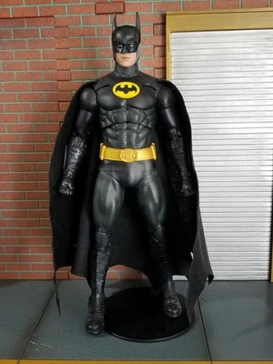 McFarlane Gold Label DC Multiverse 89 Batman (Multi-pack Version) - Image 1 of 4