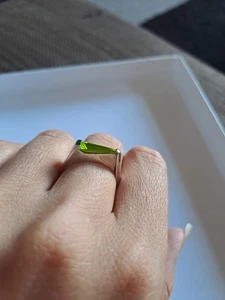 Peridot Ring 925 Sterling Silver - Picture 1 of 6