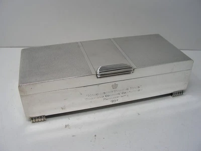 LARGE 9" 1/2 INCHES ART DECO SOLID SILVER CIGARETTE BOX 840g  1952 - image 1 of 4