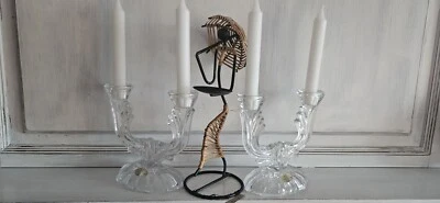 Antiguos Doble Candelabro En Cristal Estampado - Imagen 1 de 4