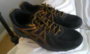 ASICS FRQUENT TRAIL MENS BLACK/ YELLOW MESH RUNNING SHOES, SIZE 10-10.5 D - Picture 1 of 8