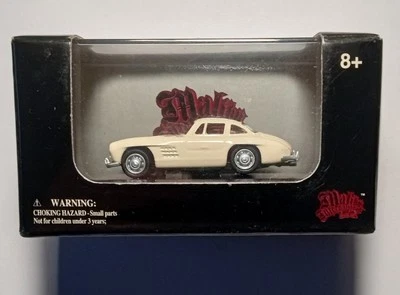 Malibu International #00100 1954-1957 Mercedes-Benz 300SL Gullwing Coupe Ivory - Image 1 of 4