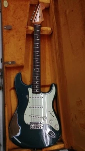 FENDER USA AMERICAN VINTAGE'62 STRAT Used Electric Gutiar - Picture 1 of 11