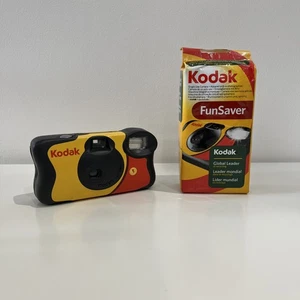 2 X Kodak FunSaver 35mm Disposable Camera Flash- 27 Exposures Expired 09/2013 - Picture 1 of 11