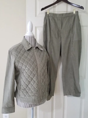 C.D. Traje de 2 piezas Petites Pantalones y Chaqueta con Cremallera Gris Oliva Micro Pana Talla L/M Foto 1 de 4