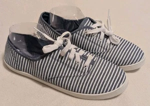 Women's Canvas Casual Light Blue Stripe Boat Shoes Size 10 N23 - Picture 1 of 5
