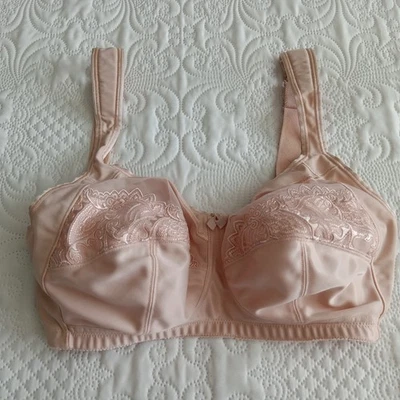 Sujetador de mastectomía sin alambres Amoena Isadora 36DD rubor beige bolsillos suaves 44804 nuevo sin etiquetas Foto 1 de 4