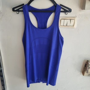Lululemon Royal Blue Logo Racer Back Sport Top 6 S/M Yoga Pilates Running - Picture 1 of 1