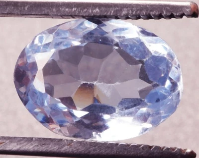 9.90 Cts. Natural Light Blue Aquamarine Oval Shape Certified Gemstone - Image 1 of 4