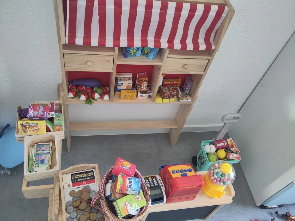 Kaufladen von Tanner mit viel Zubehör - Bild 1 von 2