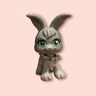 POLLY POCKET SPARKLIN PET RABBIT. 1 Eye Sparkle Missing.  Replacement Toy