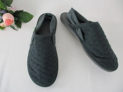 Sanuk Yoga Sling Cruz Dark Green Quilted Fabric Closed Toe Mule Sandals size 10 - Image 1 of 4