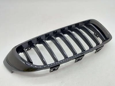 PARRILLA SUPERIOR DERECHA BMW 435I F32 14-16 M-SPORT NEGRA 7294818 7294818 Foto 1 de 4
