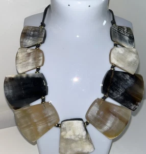 CHICO'S HALSKETTE "CALISTA" KUNSTHORN GOLDFARBEN STATEMENT BOHO ETHNO UNIKAT - Bild 1 von 6