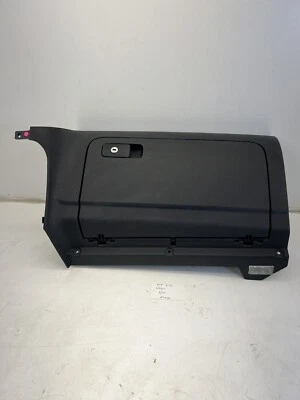 Guantera Volkswagen Jetta Wagon 2010-2014 fabricante original Foto 1 de 4