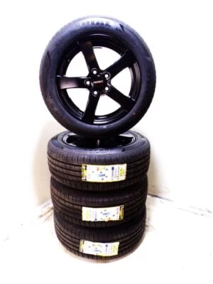 VW Komplettrad Sommerreifen205/55 R16 91W/7Jx16 H2 ET40 LK5x112x70,1 / Satz - Bild 1 von 4
