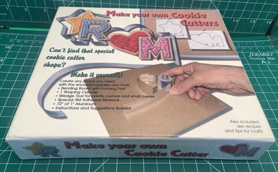 Kit Cortador de Galletas Diseño Haz Tu Propio Hágalo Usted Mismo Hornear Caja Se ve Herramientas Completas Foto 1 de 4