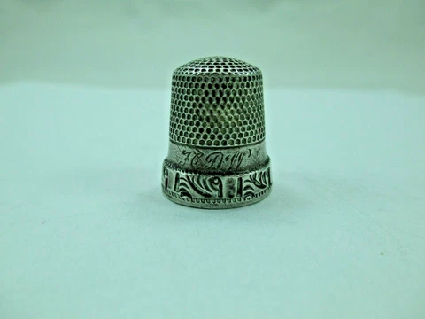 Antique Ketcham & McDougall Sterling Silver Sewing Thimble #10 KMD 763D Cover
