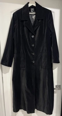 Vtg Boutique Europa Newport News  Maxi Coat Duster Sz 12 Black Velveteen Goth - Image 1 of 4