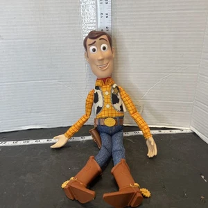 Muñeca Disney Pixar Toy Story Sheriff Woody Tirar Cuerda 15" Funciona - Imagen 1 de 18