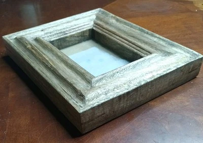 QUADRO DE MADEIRA FEITO À MÃO EXTRA PESADO PARA IMAGEM 4X6. MADEIRA 2,5" X 1,5". da - Imagem 1 de 4