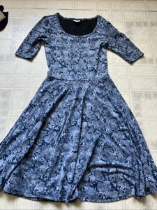 Lularoe Nicole Blue Floral Print Dress Size Small Circle Skirt Modest Short Slv - Picture 1 of 4