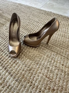 Casadei Metallic Bronze Peep Toe TRIPLE ACTION PUMP SIZE 8 - Picture 1 of 4