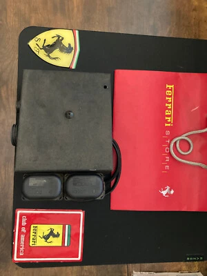 Ferrari Testarossa Relé / Caja de fusibles # 131209 es pieza OEM de 1990 Ts. Foto 1 de 4