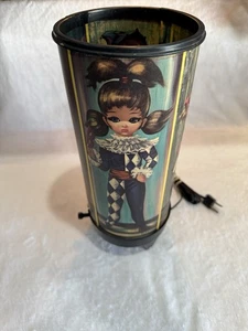 Fabelhafte Vintage, 60er Jahre Eden Big Eye Mädchen Harlekin 4-seitige Zylinderlampe. - Bild 1 von 13