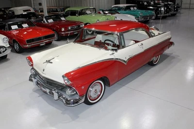 Ford Fairlane Victoria 1955  Foto 1 de 4