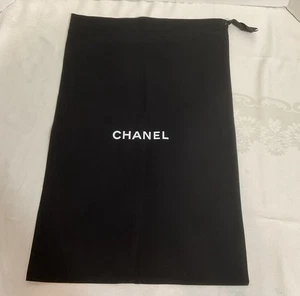 Chanel Negro Cordón Bolsa Antipolvo Cubierta de Viaje Bolsa de Almacenamiento 13 1/2 X 20 1/2 - Imagen 1 de 8
