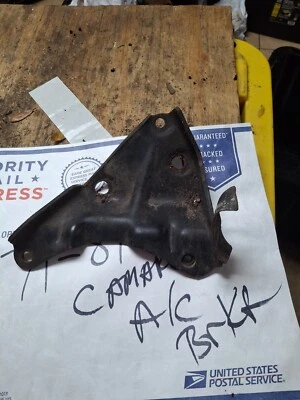 Chevrolet Camaro SBC V8 350 305 1971-81 compresor de aire acondicionado delantero soporte de fábrica GM Foto 1 de 2