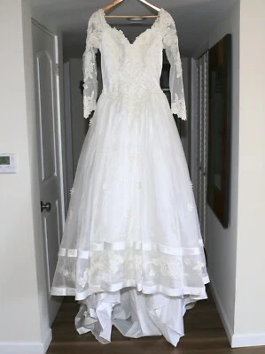 MORI LEE 白色长袖亮片珍珠婚纱礼服女式 10 码全新全新带标签 🔥 — 第 1/4 张图片