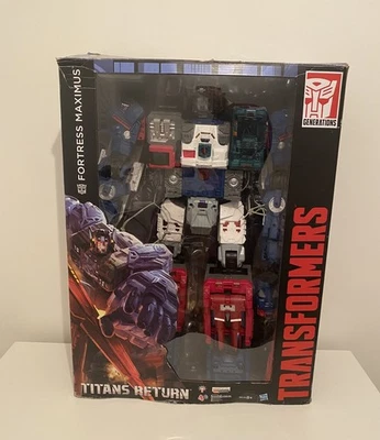 Transformers Titans Return Fortress Maximus with Toyhax  SDCC Exclusive - Image 1 of 4