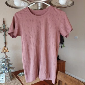 Lululemon rosebraun SS Top Gr. SM Damen Laser geschnittenes Muster gebraucht, in einwandfreiem Zustand fehlende Etiketten - Bild 1 von 6