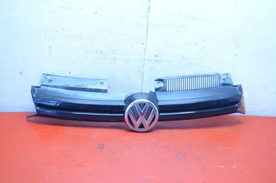 10-14 VOLKSWAGEN GOLF PARRILLA SUPERIOR DELANTERA OEM Foto 1 de 4