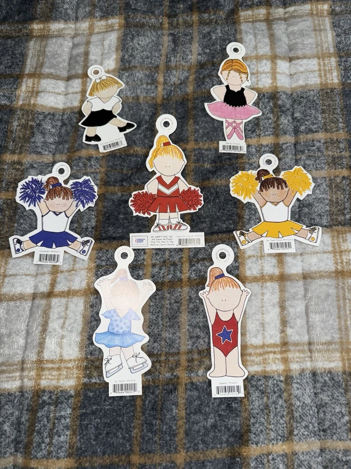 Lote # 3 Álbumes de recortes Friends My Minds Eye Inc Cheer Gimnasta Patinador Equipo de ejercicios Foto 1 de 1