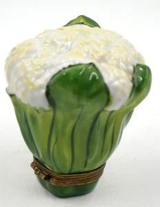 LOVELY LIMOGES PORCELAIN PEINT MAIN FRANCE CAULIFOWER VEGETABLE TRINKET BOX - Picture 1 of 4