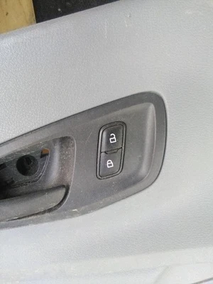 Interruptor de puerta delantera izquierda Ford Transit 150 15-19 cerradura conductor  Foto 1 de 4