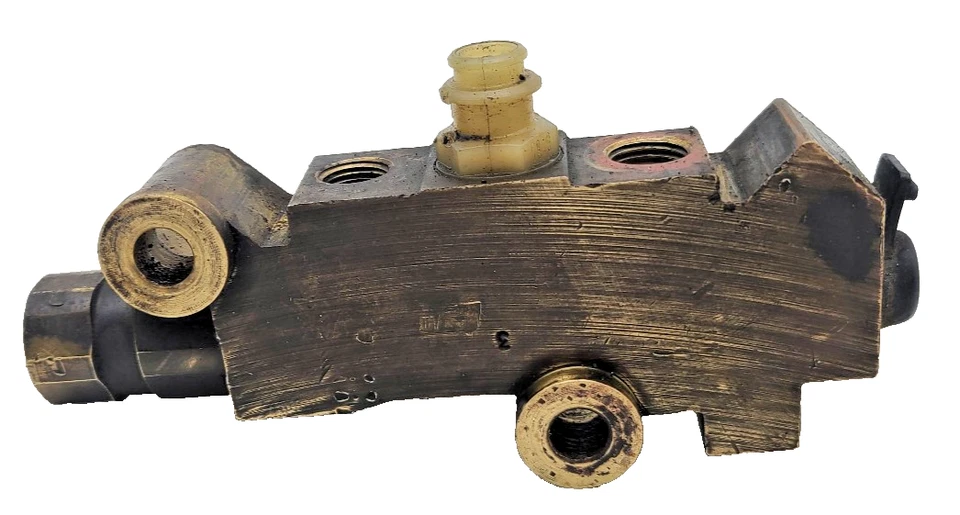 1978-1986 JEEP CJ5 CJ7 SCRAMBLER POWER BRAKE DISC BRAKE Proportioning Valve OEM - Image 1 of 4