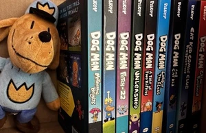 Dog man Book Collection With dog man Plush And 1 Cat kid Book - Picture 1 of 3