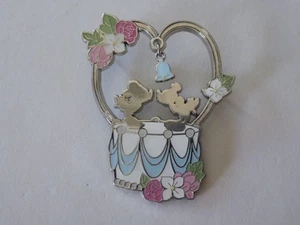 Pin's Disney Trading 175026 DLP - Mickey et Minnie Silhouette Cake Topper - Ha - Photo 1 sur 1