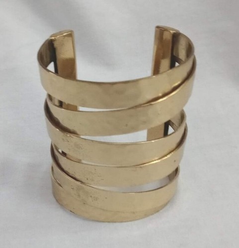 VALENTINO Bracciale Rustico Bracciale Pensionato Pre TM Oro Martellato Largo Metallo Lucido Regolabile RC