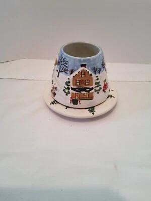 Tarro de velas Yankee Snowy Village con plato de cerámica de colección Foto 1 de 4