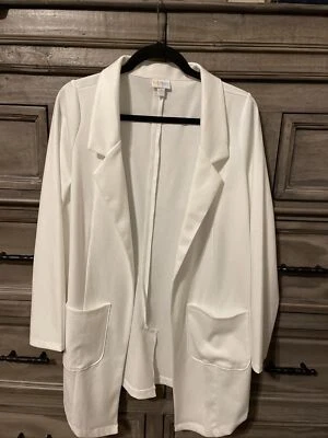 Lularoe Gwen Blazer - Image 1 of 4